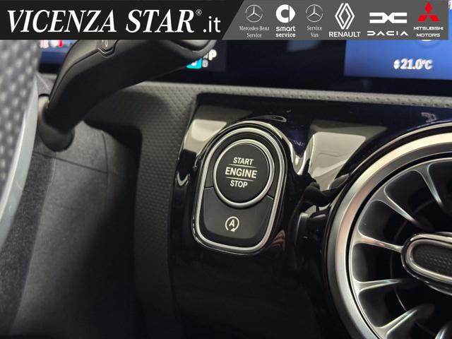 MERCEDES-BENZ A 180 usata, con Fendinebbia