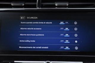 OPEL Corsa usata, con Autoradio digitale