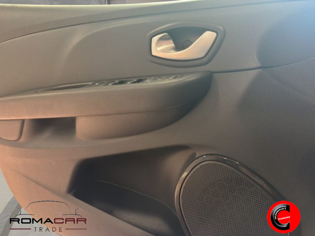 RENAULT Clio usata, con Climatizzatore