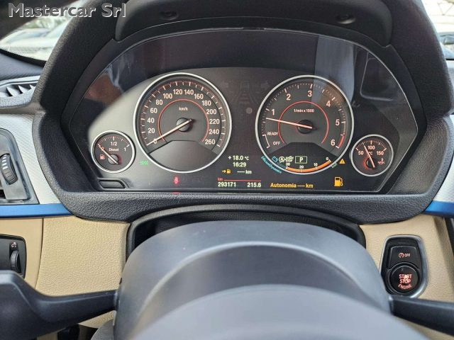 BMW 330 usata, con Fari LED