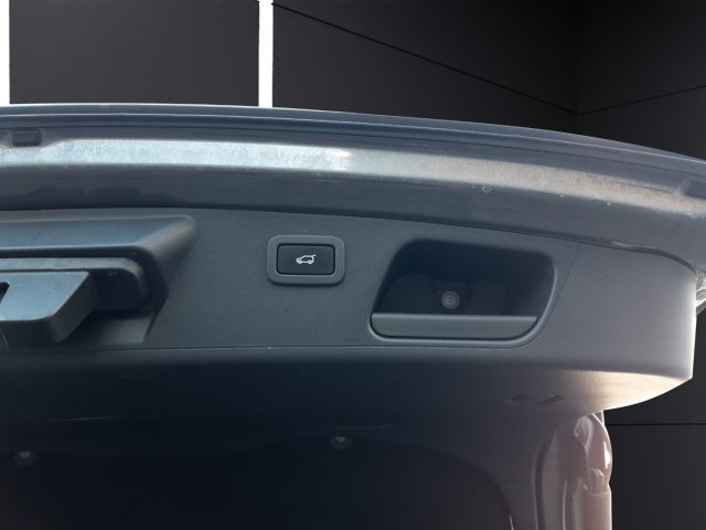 JAGUAR E-Pace usata, con Sistema di navigazione