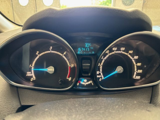 FORD Fiesta usata, con ESP