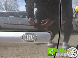 RENAULT Clio usata, con Fari di profondità antiabbagliamento