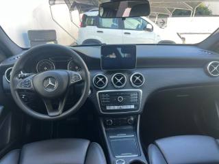 MERCEDES-BENZ A 180 usata, con Interni in pelle