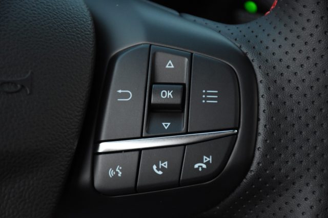 FORD Kuga usata, con Controllo vocale