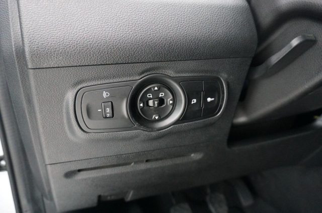 DR MOTOR DR 4.0 usata, con Luci diurne LED