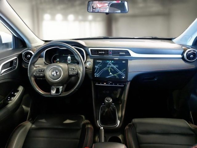 MG ZS usata, con Autoradio