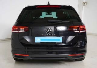 VOLKSWAGEN Passat Variant usata, con Cerchi in lega