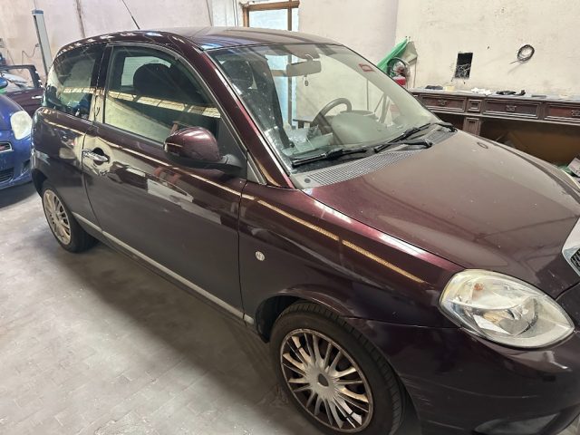 LANCIA Ypsilon usata, con Airbag