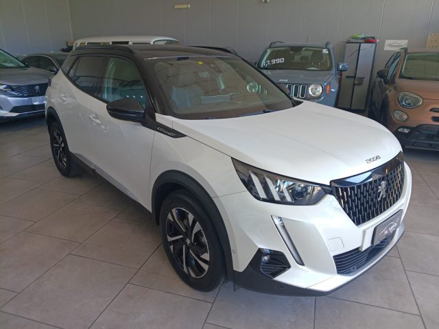 PEUGEOT 2008 usata, con Airbag