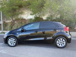 KIA Rio usata, con Alzacristalli elettrici