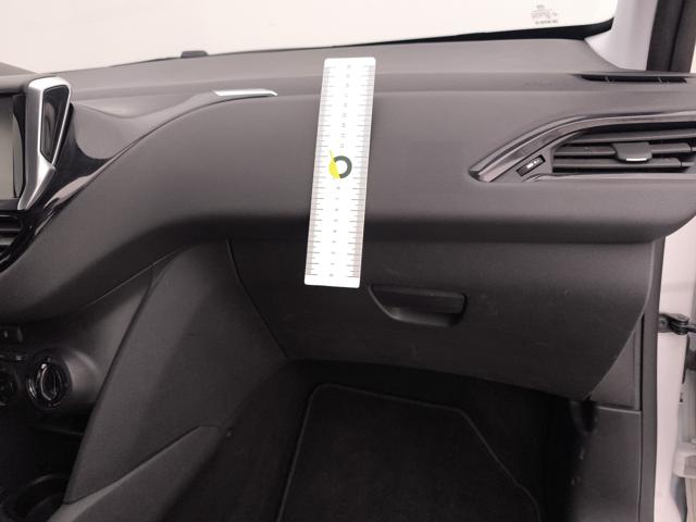 PEUGEOT 208 usata 38