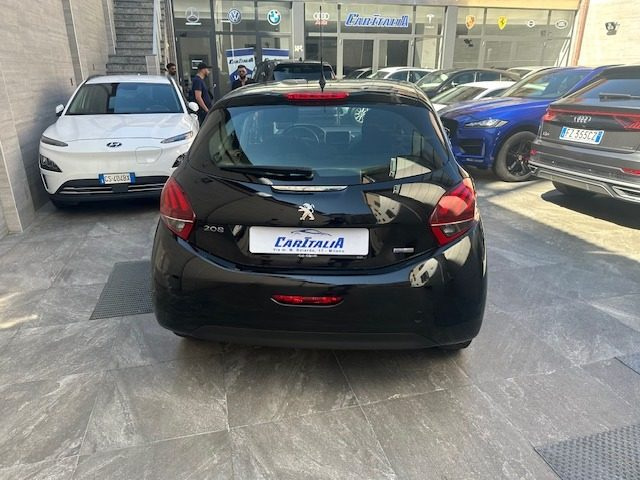 PEUGEOT 208 usata, con Alzacristalli elettrici