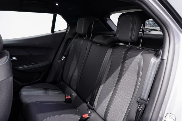 PEUGEOT 2008 usata, con Volante multifunzione