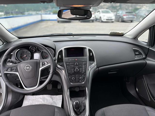 OPEL Astra usata, con Fendinebbia