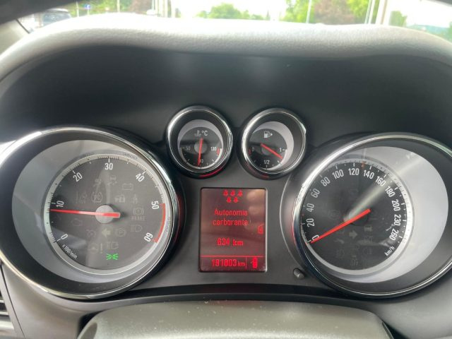 OPEL Zafira Tourer usata, con Bracciolo