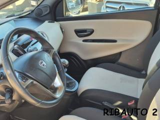 LANCIA Ypsilon usata, con Sedile posteriore sdoppiato