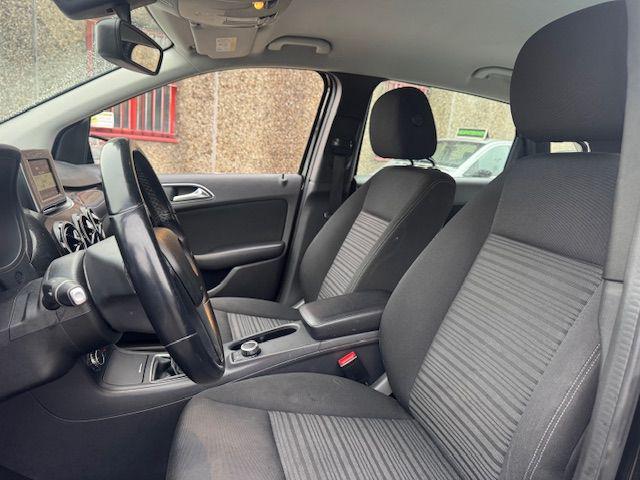 MERCEDES-BENZ B 180 usata, con Controllo automatico clima