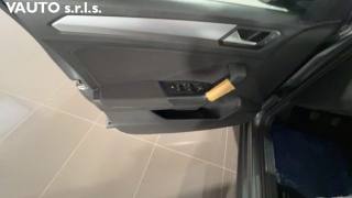 VOLKSWAGEN T-Roc usata, con Airbag
