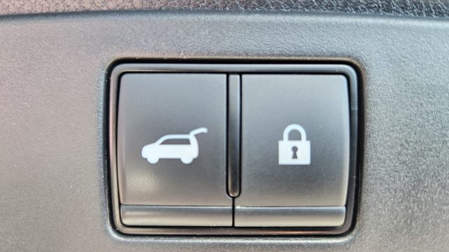 NISSAN Qashqai usata, con Volante in pelle