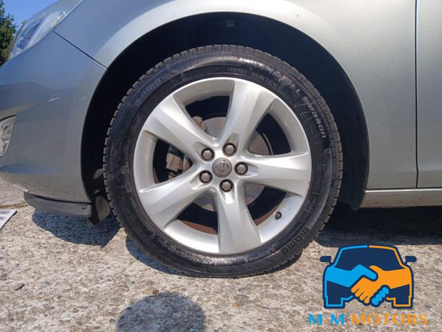 OPEL Astra usata, con Interni in pelle