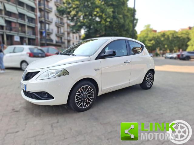 LANCIA Ypsilon usata, con Sedile posteriore sdoppiato