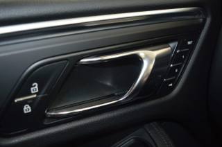 PORSCHE Macan usata, con Leve al volante