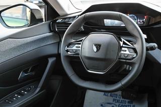 PEUGEOT 308 usata, con Sedile posteriore sdoppiato