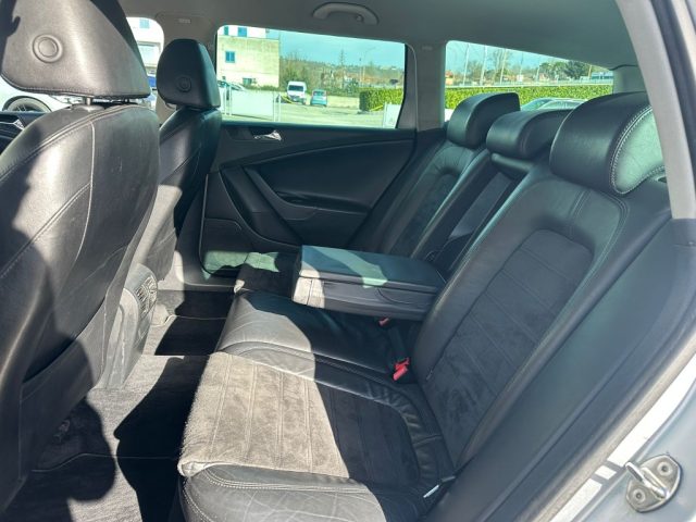 VOLKSWAGEN Passat usata, con Fendinebbia