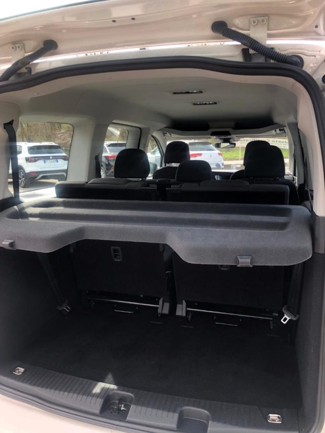 VOLKSWAGEN Caddy usata, con Freno di stazionamento elettrico