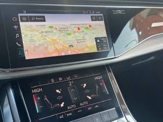 AUDI Q8 usata, con USB