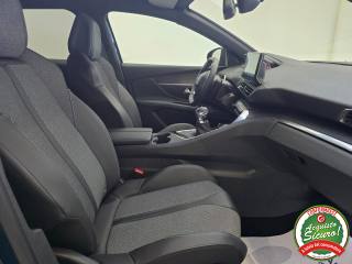 PEUGEOT 3008 usata, con Bracciolo