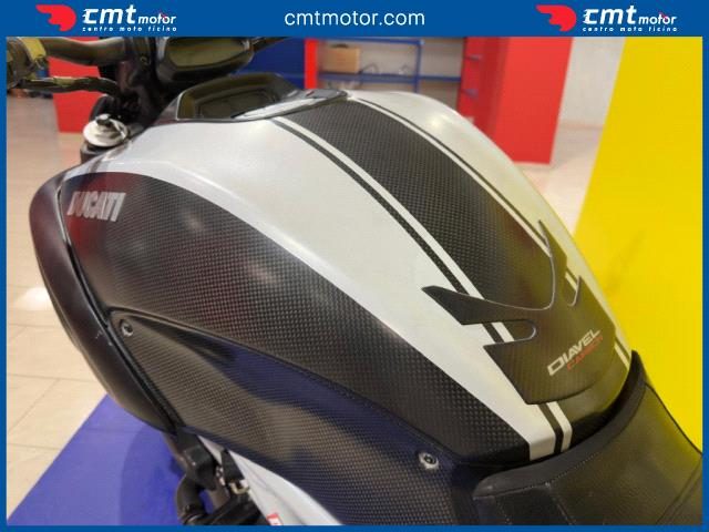 DUCATI Diavel usata 13