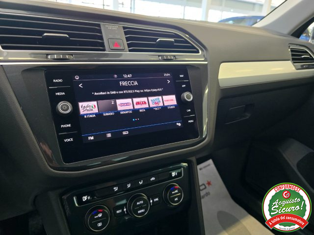 VOLKSWAGEN Tiguan usata, con USB