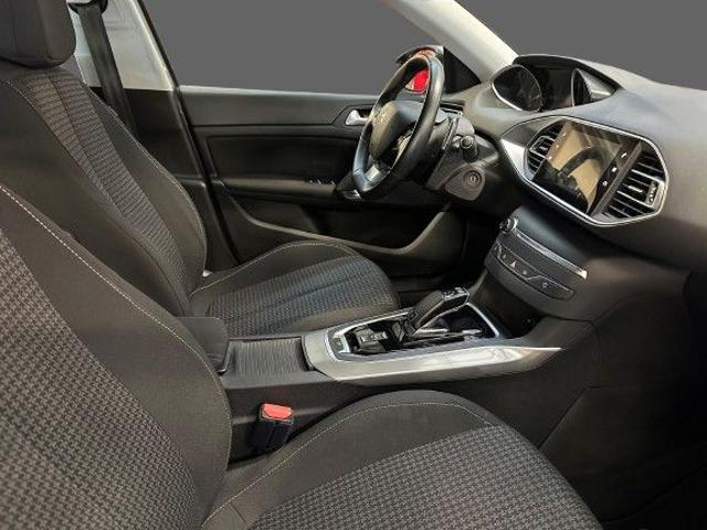PEUGEOT 308 usata, con Airbag