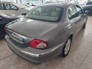 JAGUAR X-Type usata, con Airbag laterali