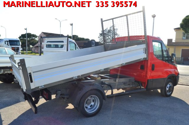 IVECO Daily usata, con Lettore CD