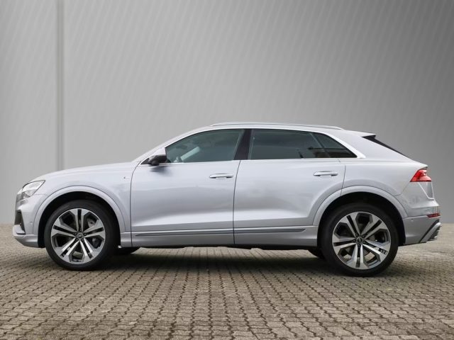 AUDI Q8 usata, con Airbag