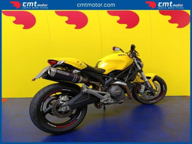 DUCATI Monster 696 usata 3