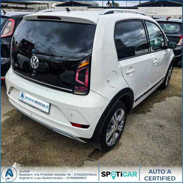 VOLKSWAGEN up! usata, con Fendinebbia