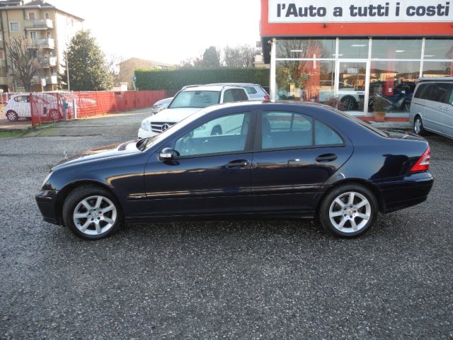 MERCEDES-BENZ C 220 usata 64