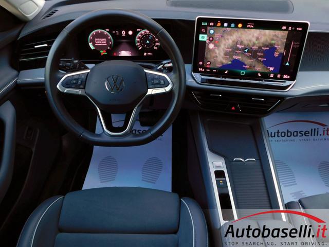 VOLKSWAGEN Passat usata, con Sistema di navigazione
