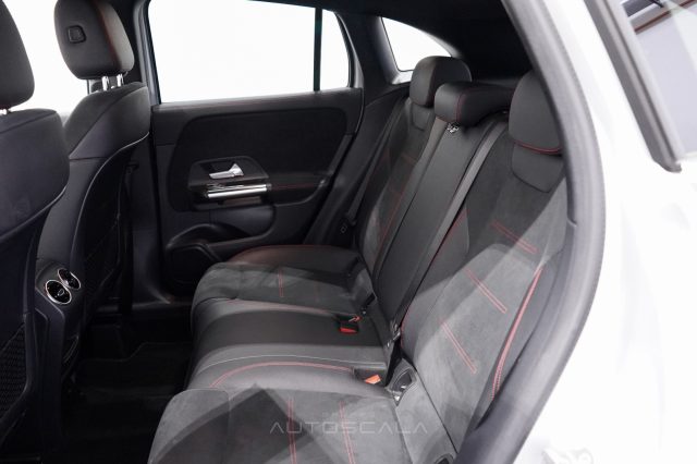 MERCEDES-BENZ GLA 200 usata, con Airbag testa