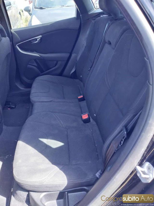 VOLVO V40 usata, con Specchietti laterali elettrici