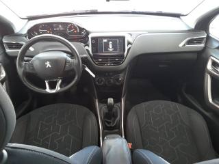 PEUGEOT 2008 usata, con Climatizzatore