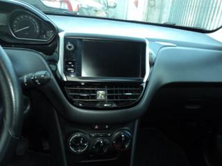 PEUGEOT 208 usata, con Controllo trazione