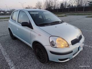 TOYOTA Yaris usata, con Airbag