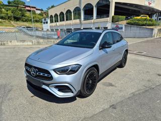 MERCEDES-BENZ GLA 200 usata, con Airbag