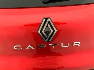 RENAULT Captur usata 25