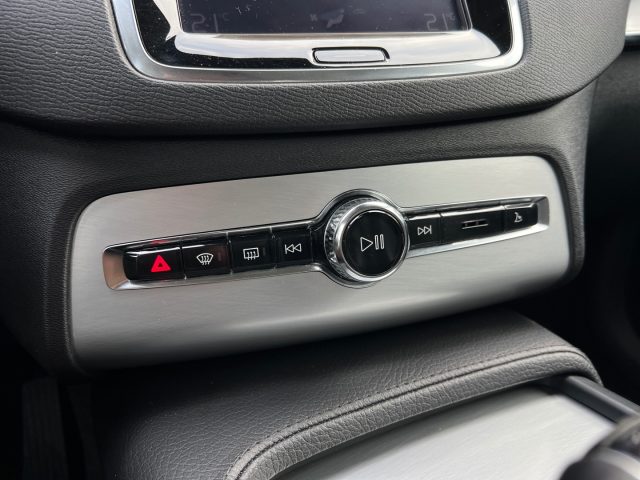 VOLVO XC90 usata, con Regolazione elettrica sedili